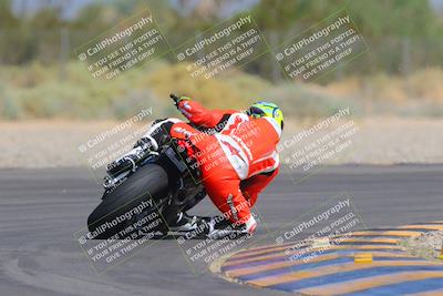 media/Sep-25-2023-Moto Forza (Mon) [[81ffa65e0a]]/B-C Group/Session 4 (Turn 2 Backside)/